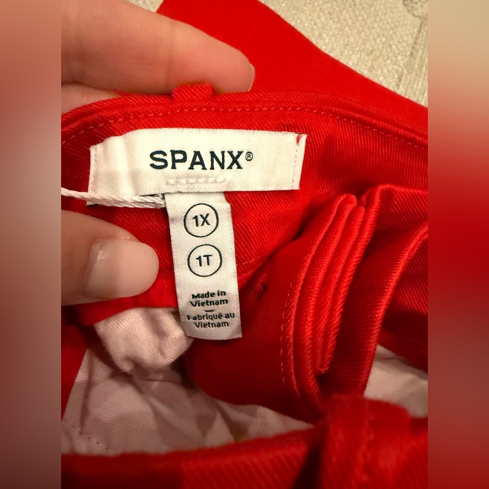 NWT SPANX “Spanx Red” High-Rise Wide Leg Crop Pants - Picture 3 of 5